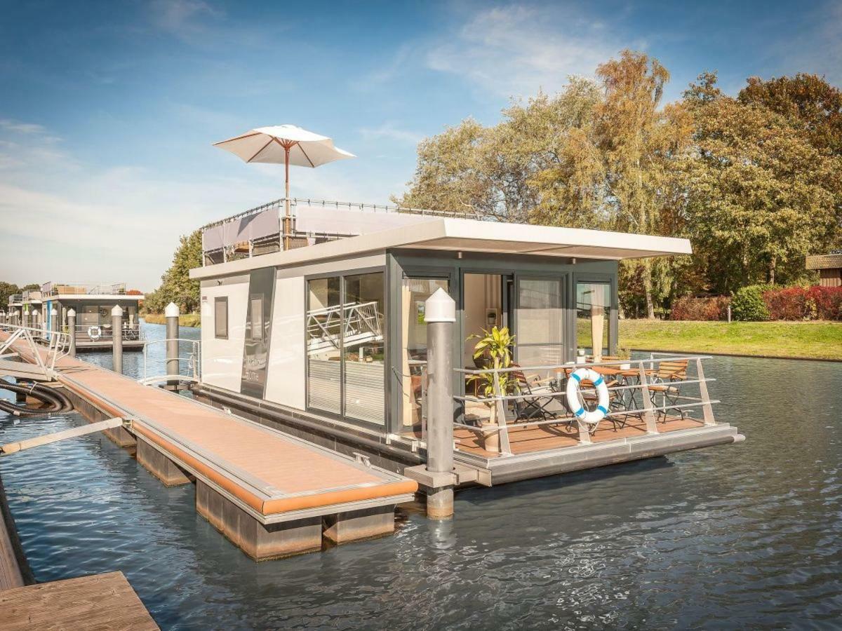 Hotel Hausboot In Bad Bederkesa Esterno foto